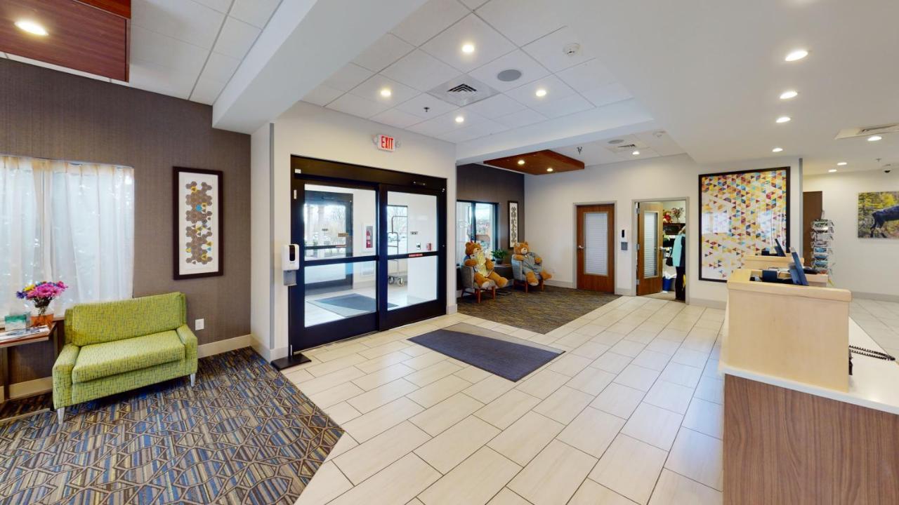 Holiday Inn Express South Burlington By Ihg Buitenkant foto