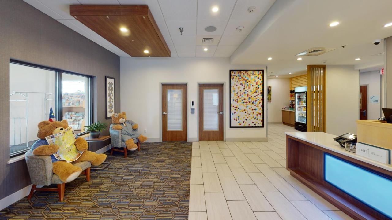 Holiday Inn Express South Burlington By Ihg Buitenkant foto