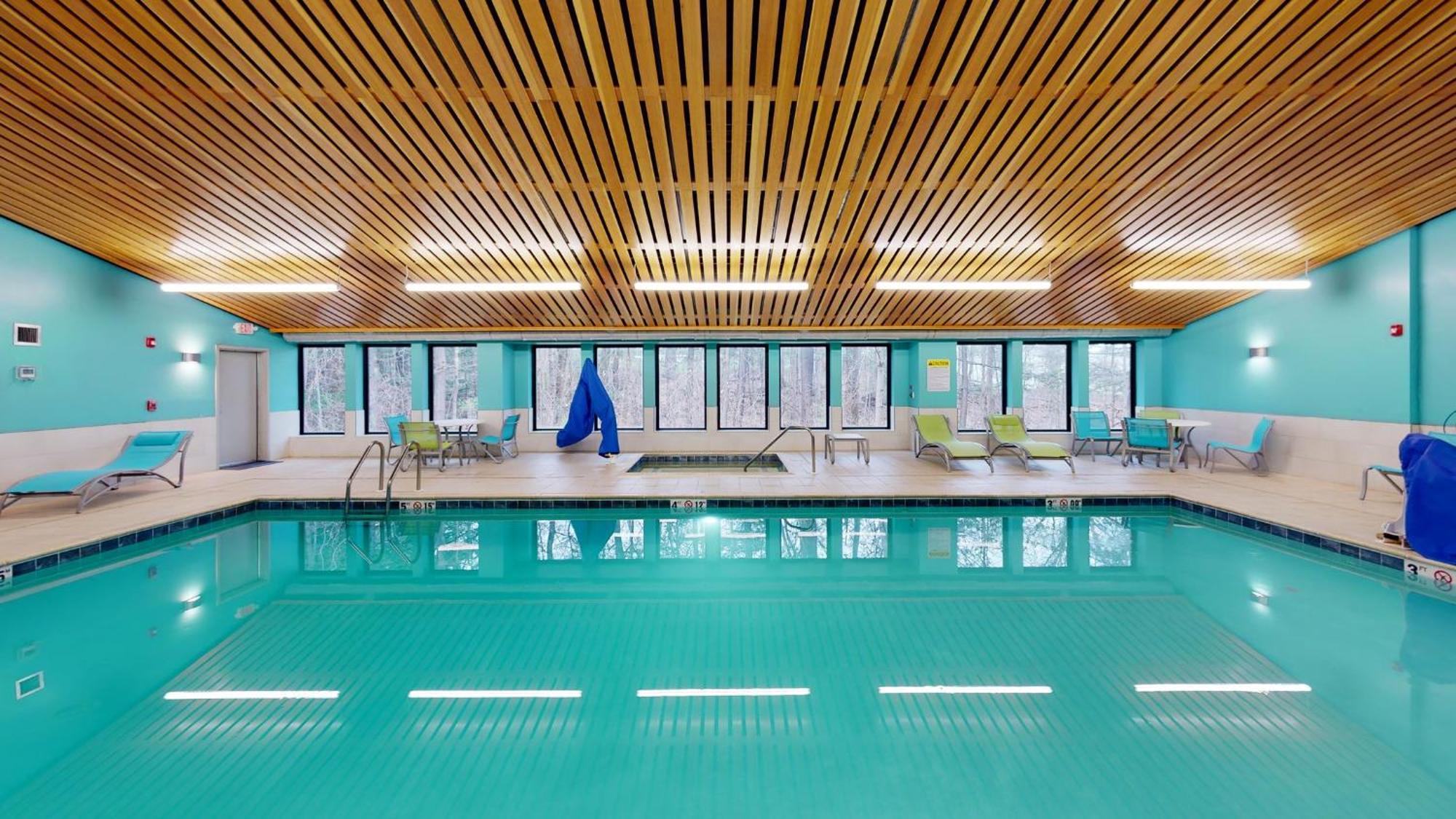 Holiday Inn Express South Burlington By Ihg Buitenkant foto
